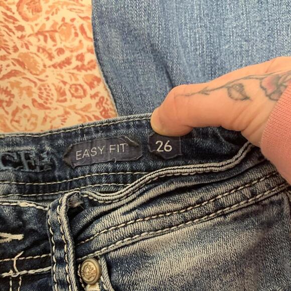 Boot Barn Grace in LA Blue EasyFit bootcut jeans with rhinestones size 26 - Picture 3 of 8